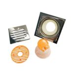 Cống sàn bằng thép không gỉ hình vuông có bộ phận lọc trong phòng tắm mới