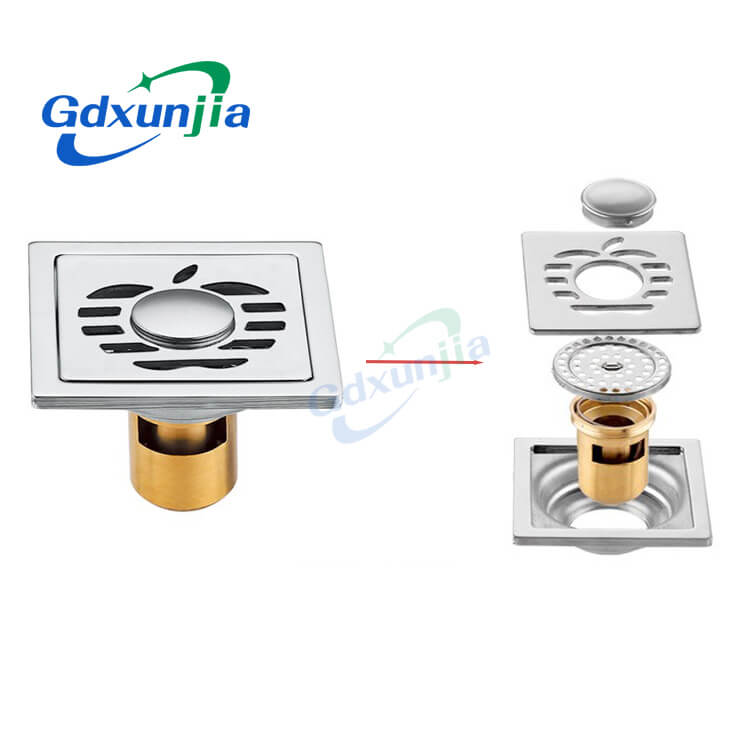 Drain au sol carré avec des eaux profondes en cuivre